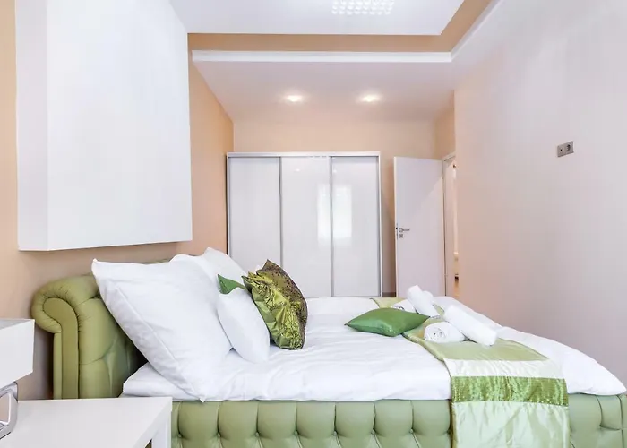 Raday Grand Deluxe Home